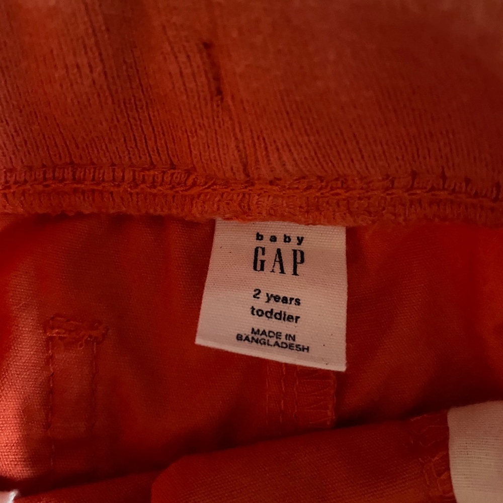 Gap shorts - Picture 2 of 3